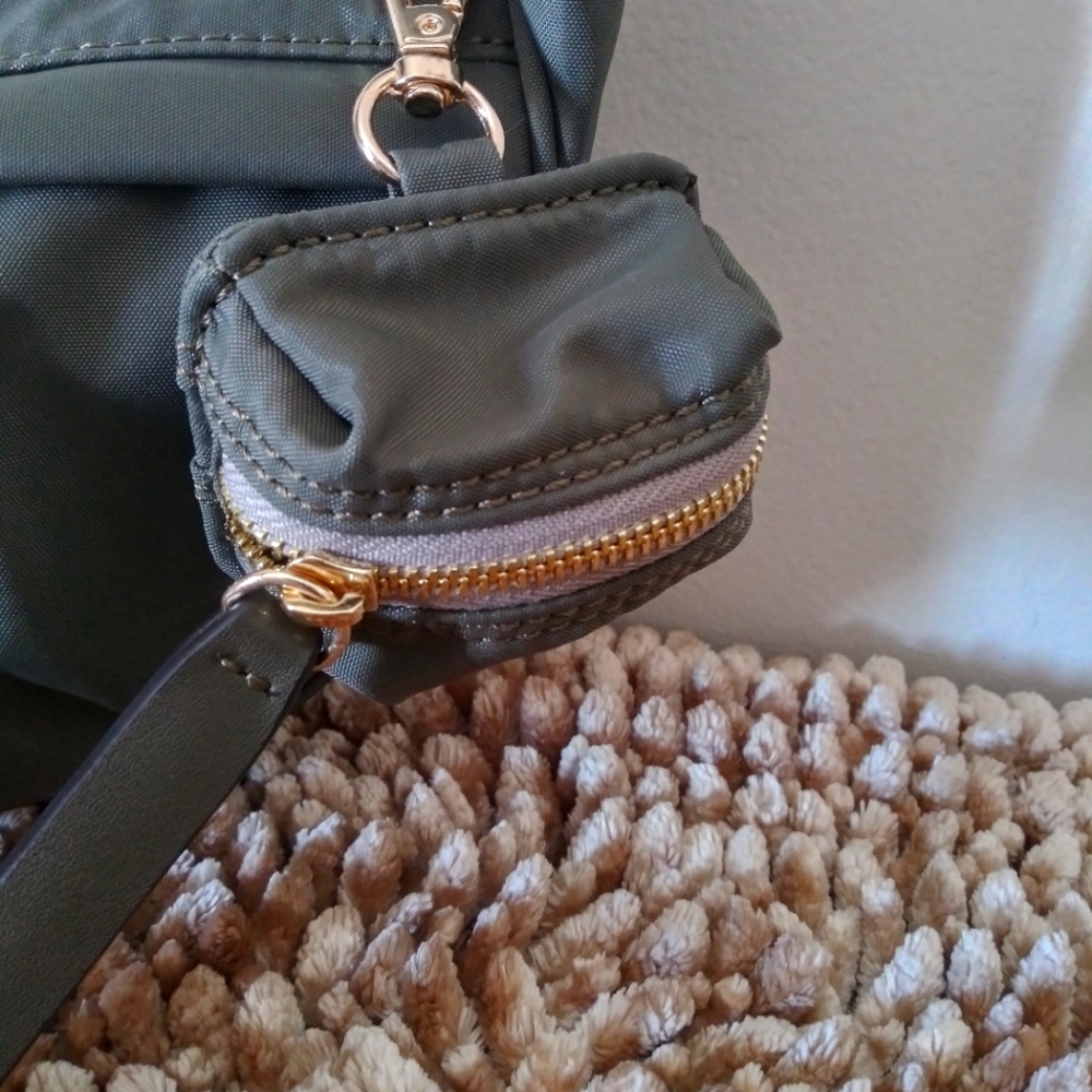 Jason Wu - Picture 3 of 6